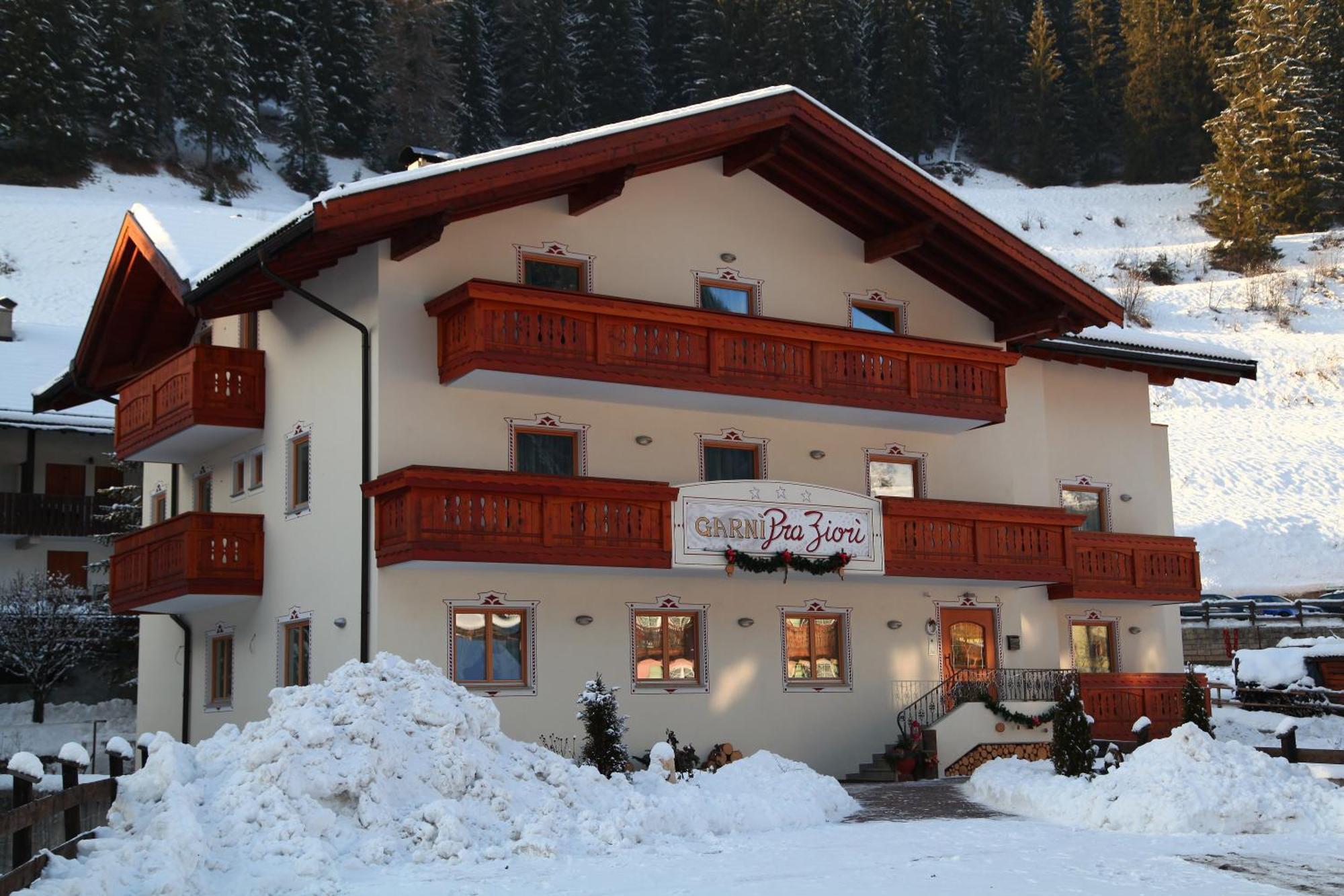Hotel Garnì Prà Fiorì à Campitello di Fassa Extérieur photo