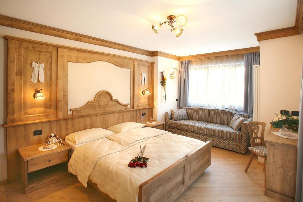 Hotel Garnì Prà Fiorì à Campitello di Fassa Chambre photo