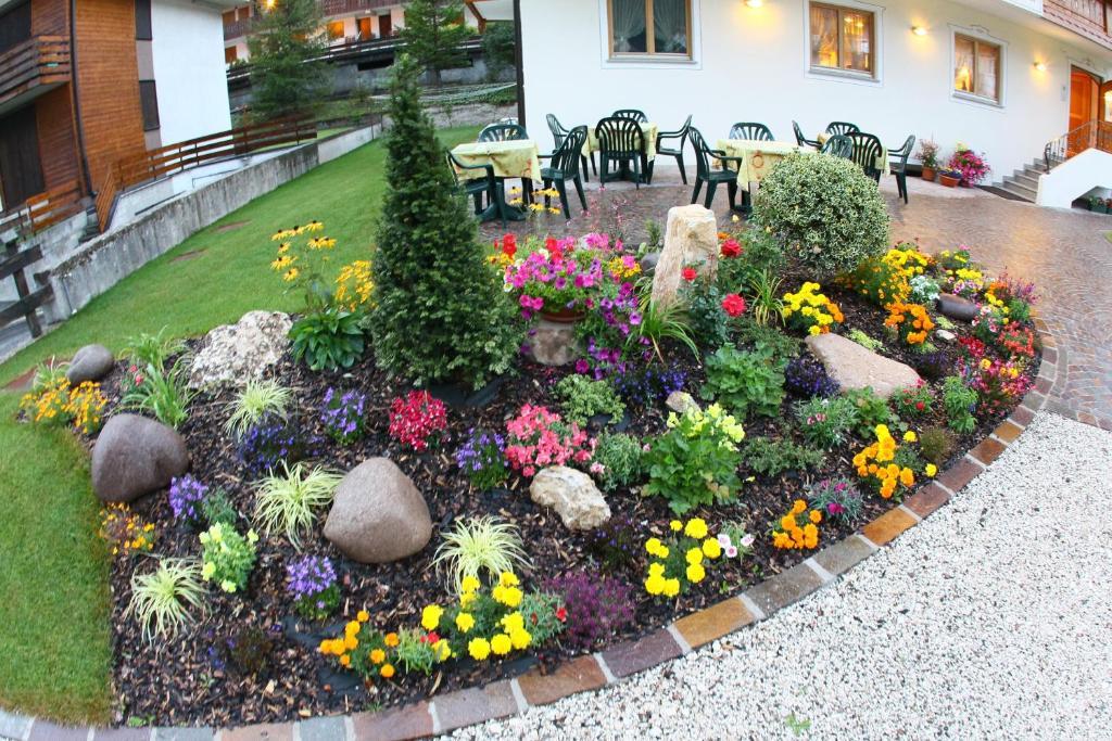 Hotel Garnì Prà Fiorì à Campitello di Fassa Extérieur photo