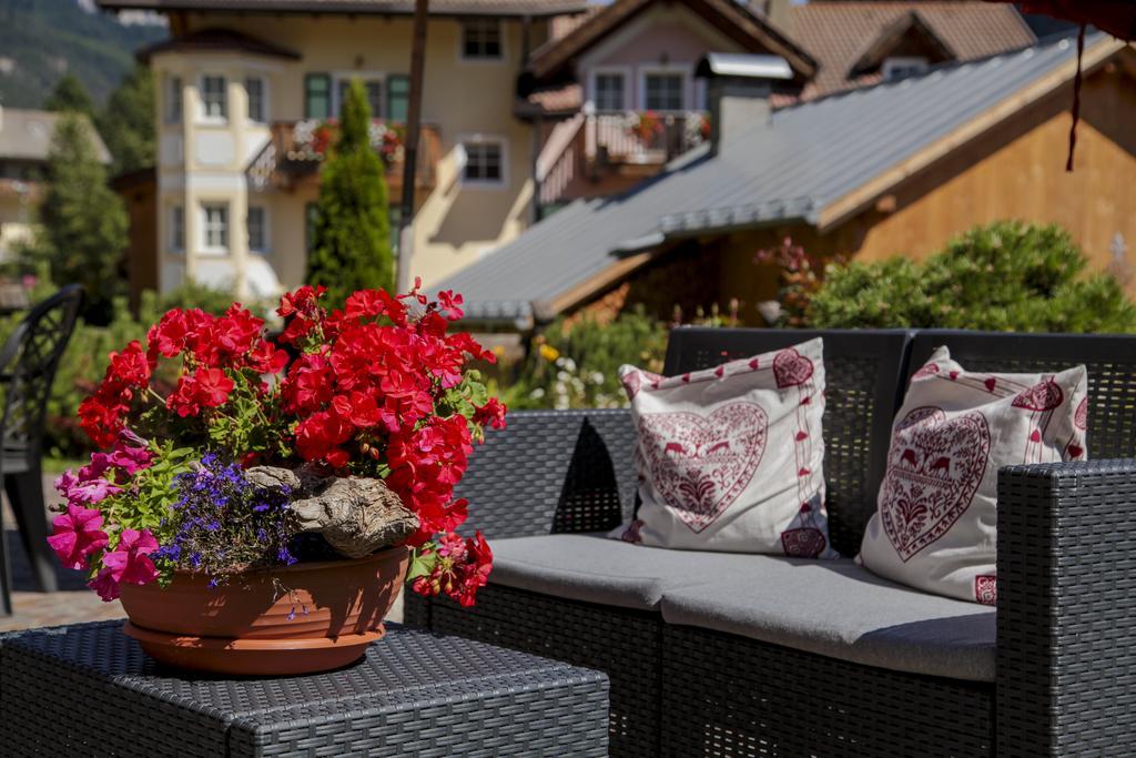 Hotel Garnì Prà Fiorì à Campitello di Fassa Extérieur photo